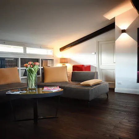 Allegroitalia Penthouse Montenapoleone Milan Exterior photo
